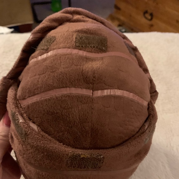 Raya & last dragon. Tuk Tuk actually rolls into a ball. Disney brand. - Picture 6 of 6